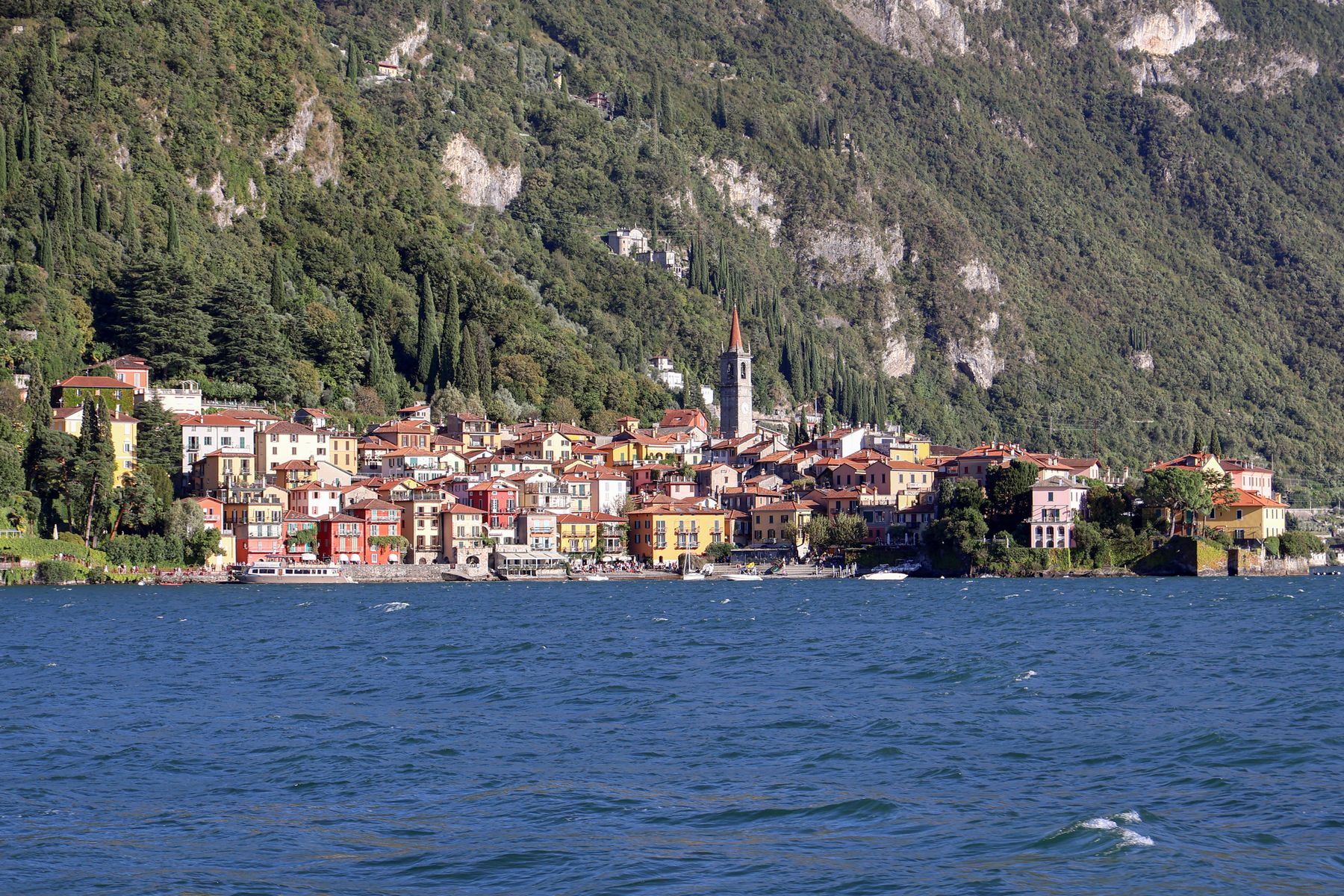 Varenna a orillas del Lago de Como, Italia